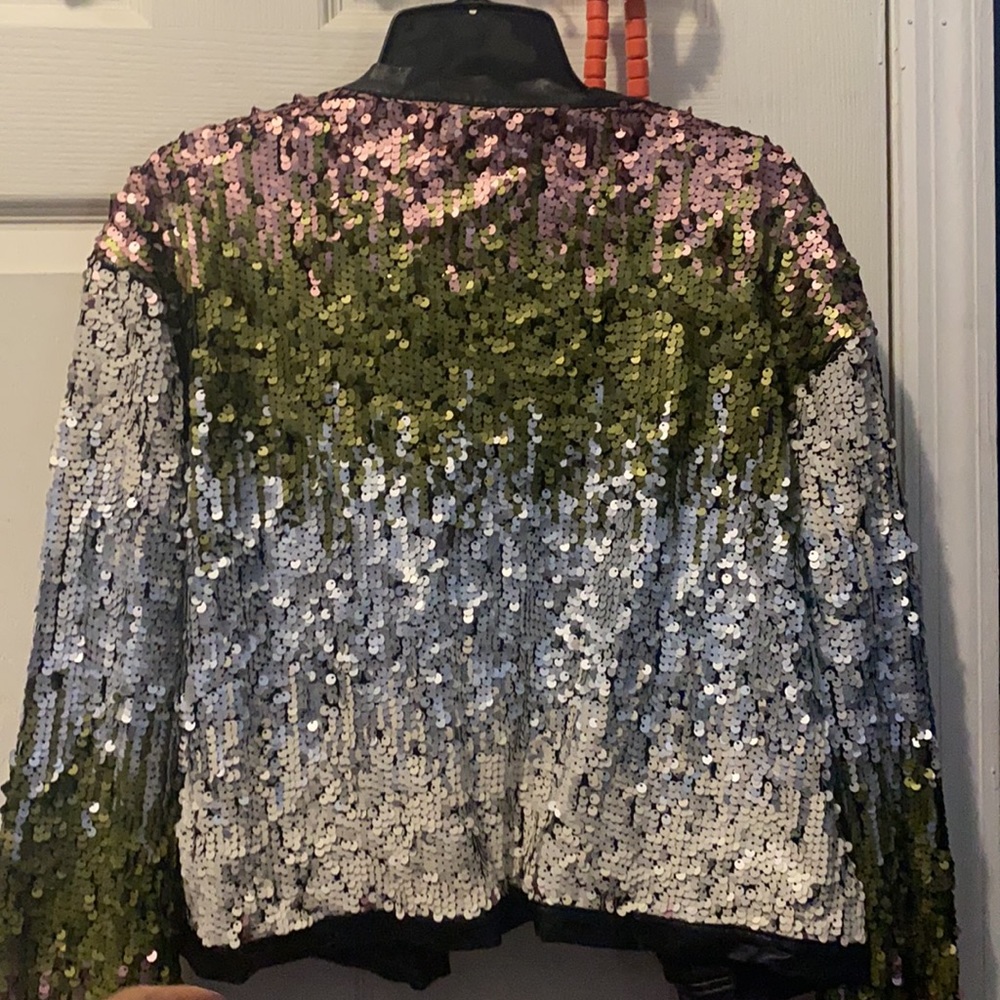 Jacket - Picture 4 of 6